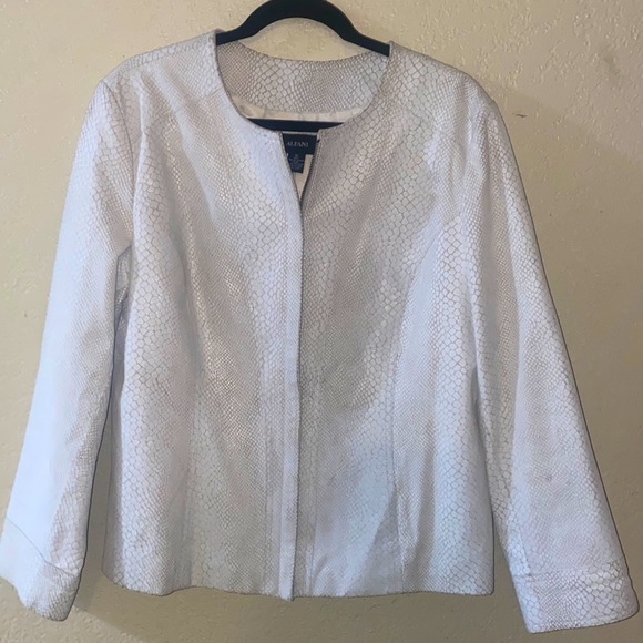 Alfani Jackets & Blazers - 39. Alfani Women's Zip Up Leather  Jacket  Snake Print Cream  Size XL